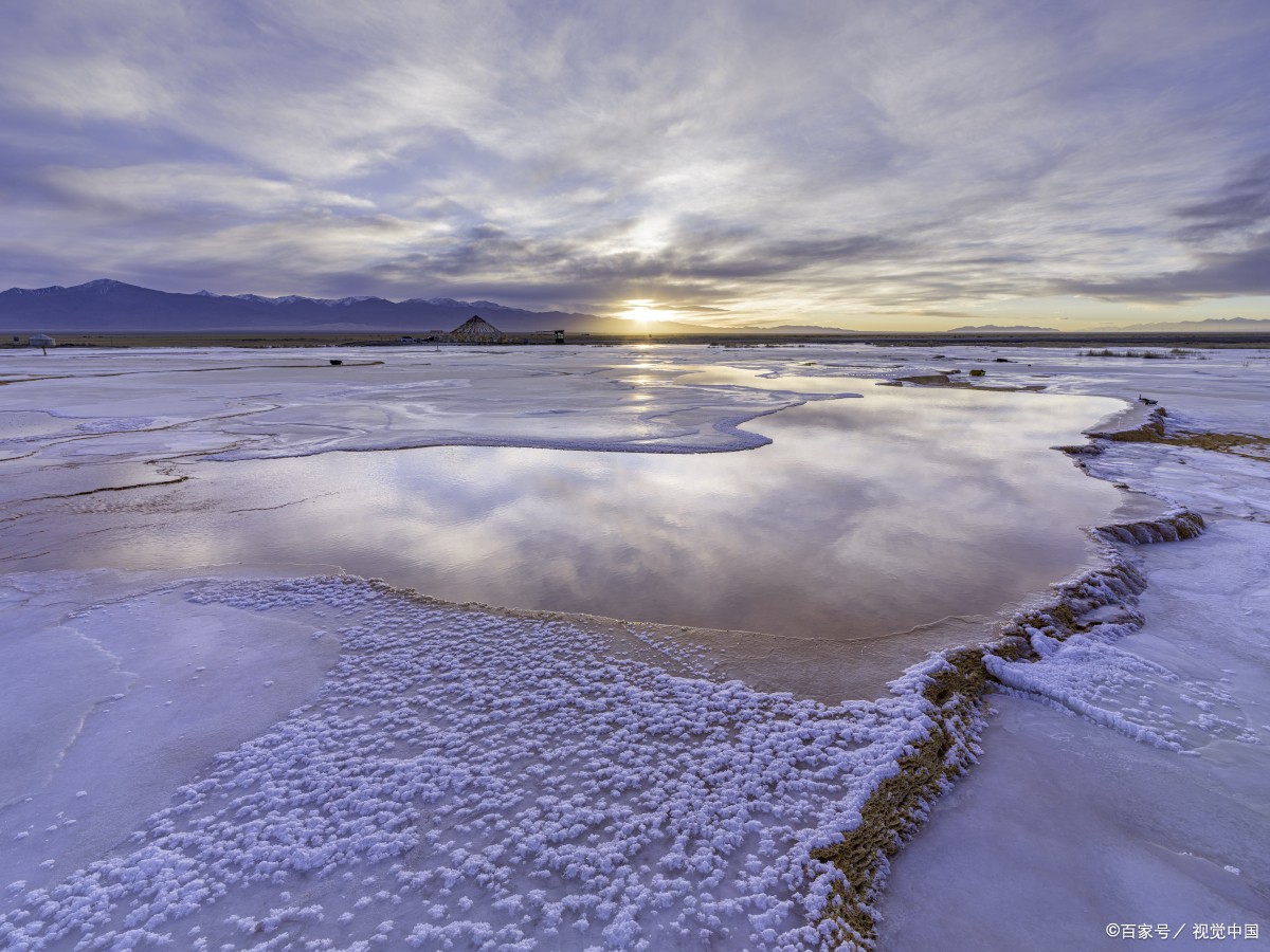 新疆旅游必去十大景点推荐一下图片(新疆旅游景点排行榜)